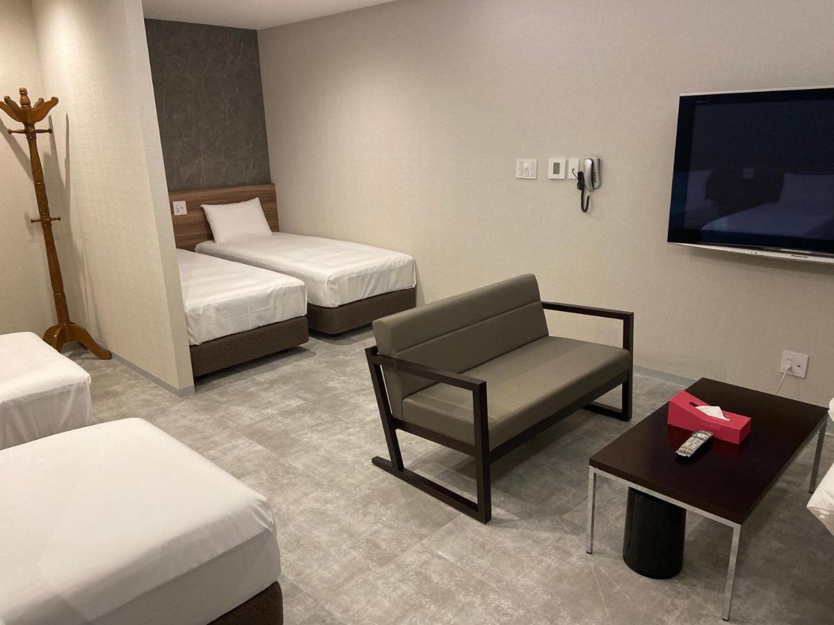 My Dearⅱ (Adults Only) Hotel Osaka Buitenkant foto